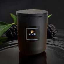 Load image into Gallery viewer, Blackberry And Bay Leaf 30cl Black Candle
